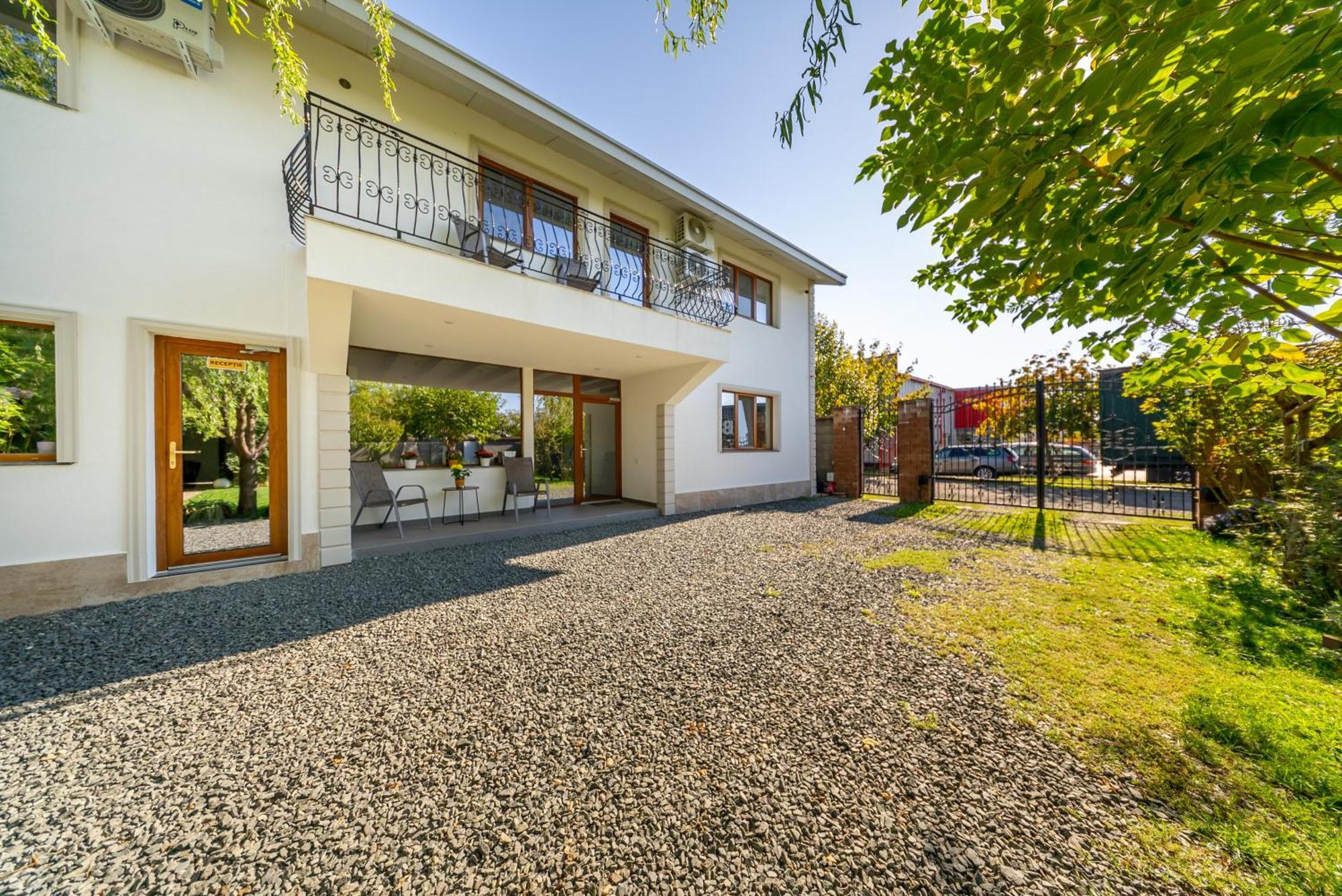 Ferienwohnung La Casa Blanca Vladimirescu Exterior foto